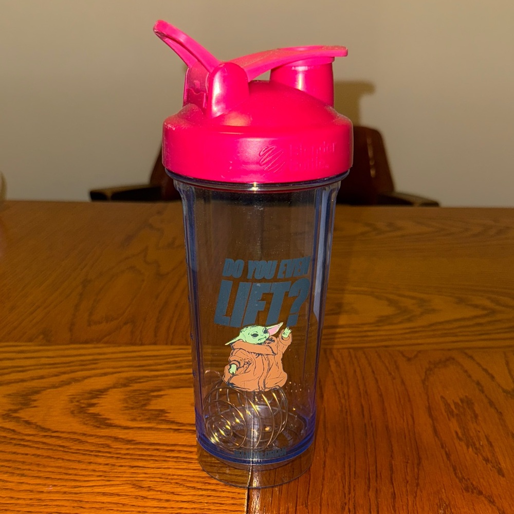 Baby Yoda Blender Bottle